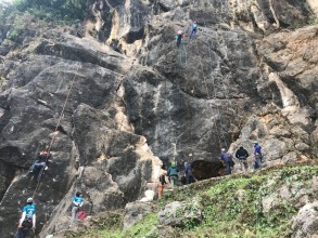 चुनपहरा भत्काउने होइन संरक्षण गर्नुपर्छ भन्दै रक क्लाइम्बिङ महोत्सव